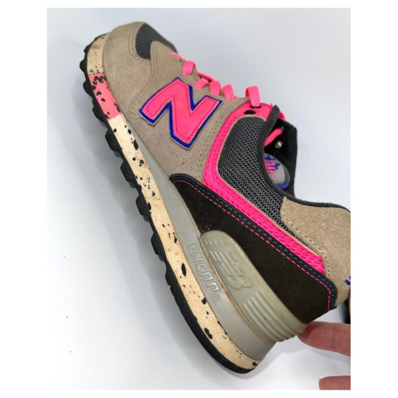 New Balance 574 Athletic Walking, Jogging Shoes - Picture 14 of 15